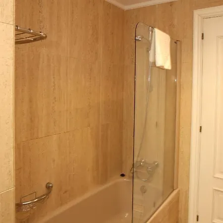 Ondarreta Gran Piso Junto A La Playa De Ondarreta Apartamento San Sebastián